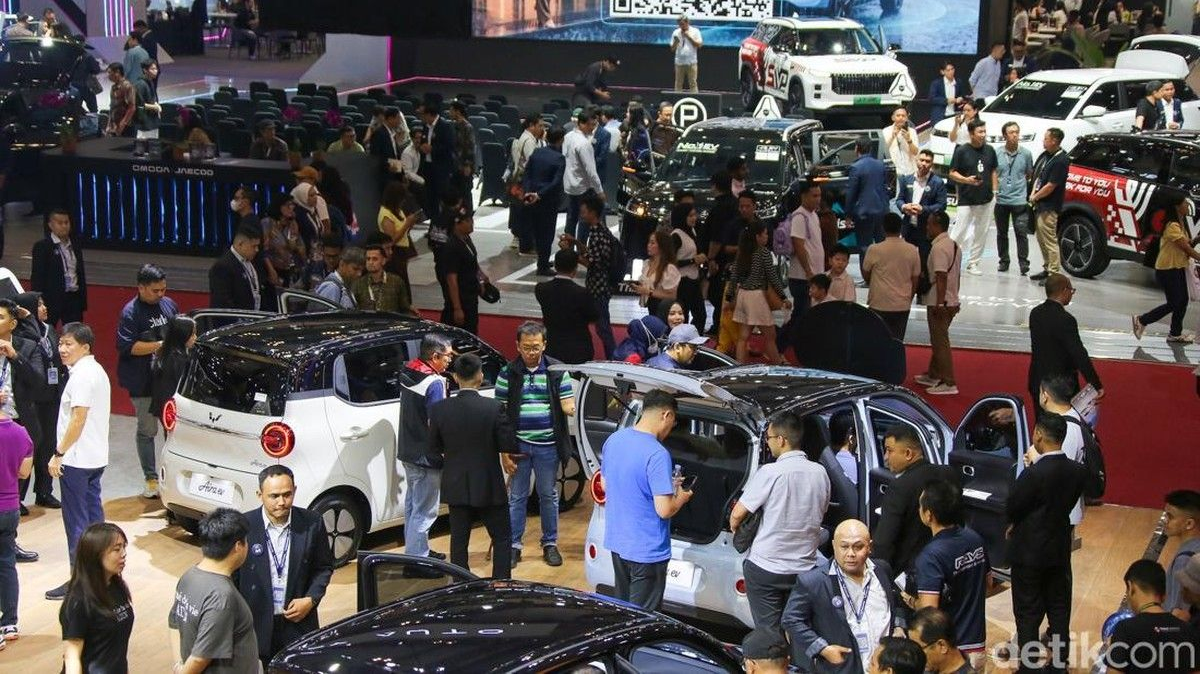 Persen Penjualan Mobil Listrik Melonjak 24 Persen per Agustus 2026